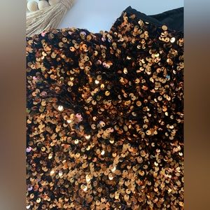 Dress gold flakes x small